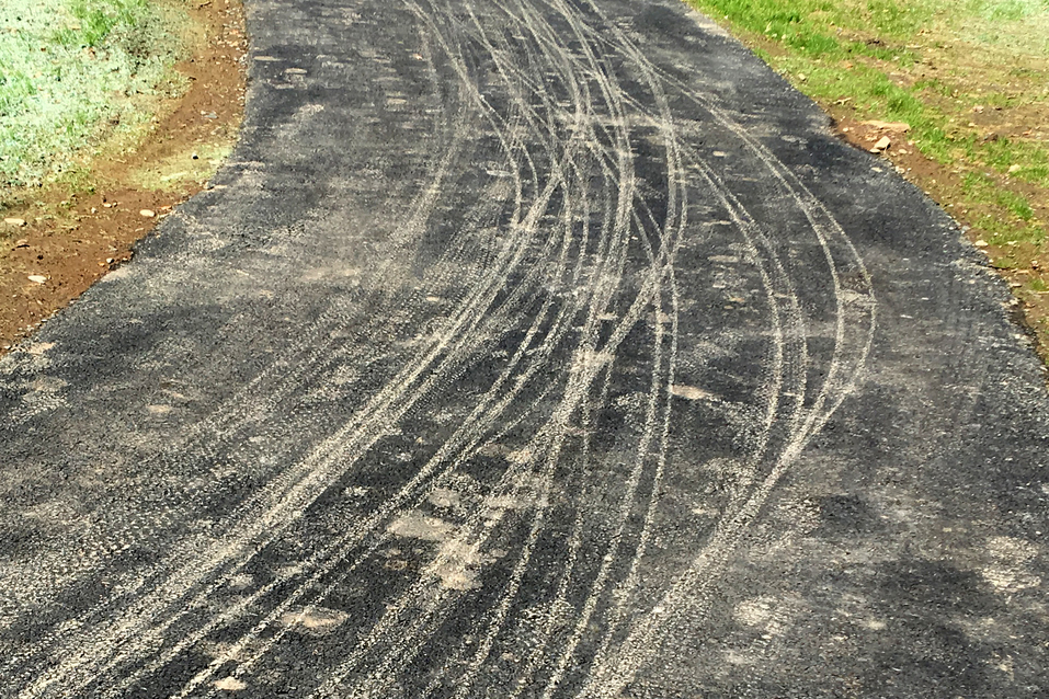 Bicycle tracks