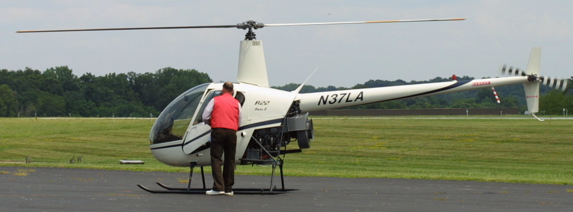 R22 idling on the ground